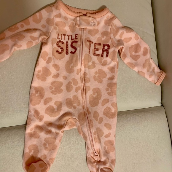 Carter’s Premie sleepers - Picture 3 of 5